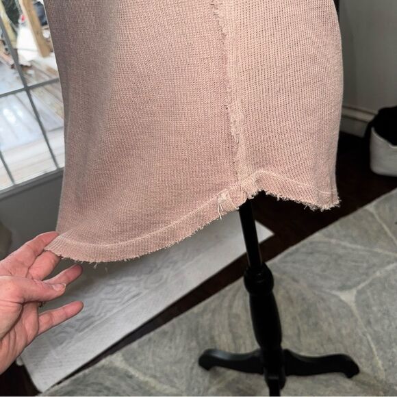 Free People/ We the Free washed out mauve long sleeve ribbed & waffle V-neck MED - Picture 12 of 15